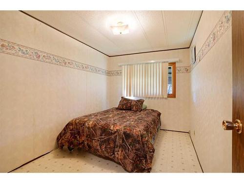 616 3 Avenue, Bassano, AB - Indoor Photo Showing Bedroom