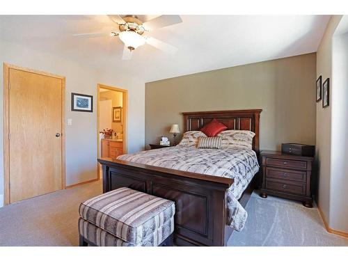 114 Southshore Drive East, Brooks, AB - Indoor Photo Showing Bedroom