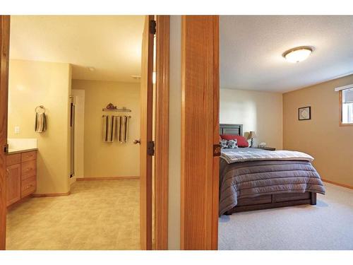 114 Southshore Drive East, Brooks, AB - Indoor Photo Showing Bedroom