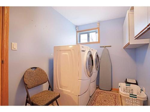 114 Southshore Drive East, Brooks, AB - Indoor Photo Showing Laundry Room