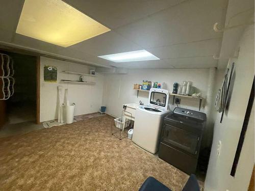 28 Parkland Way East, Brooks, AB - Indoor Photo Showing Laundry Room