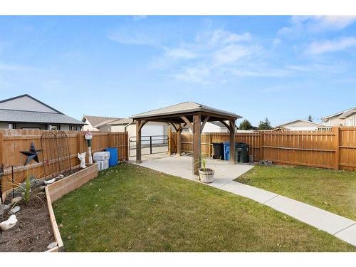 1-625 5Th Avenue Sw, Sundre, AB - Outdoor