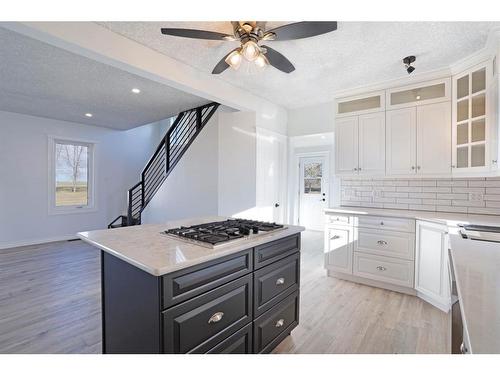 417 Railway Avenue, Scandia, AB - Indoor Photo Showing Kitchen