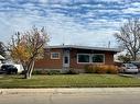 914 11 Street Se, Drumheller, AB  - Outdoor 