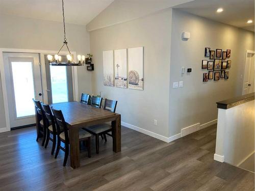 10272 Township Road 300, Rural Special Areas No. 2, AB - Indoor Photo Showing Dining Room