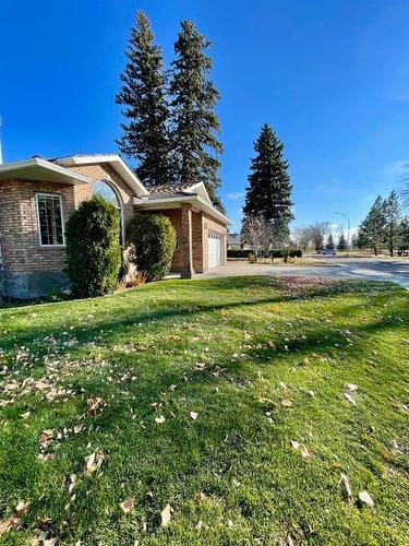 4 Evergreen Park Close West, Brooks, AB - Outdoor