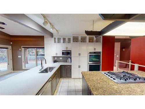 11 Laurel Place, Brooks, AB - Indoor Photo Showing Kitchen