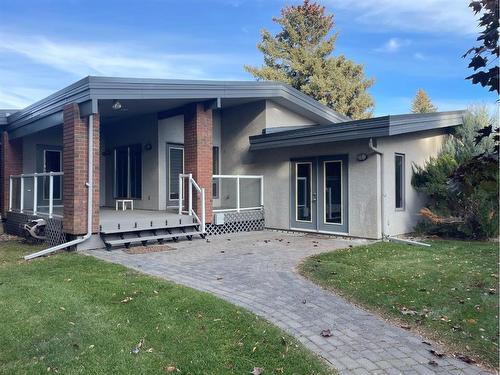 11 Laurel Place, Brooks, AB - Outdoor