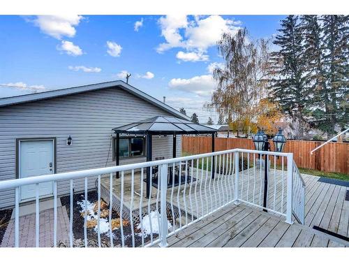 201 4 Avenue West, Hanna, AB - Outdoor With Deck Patio Veranda