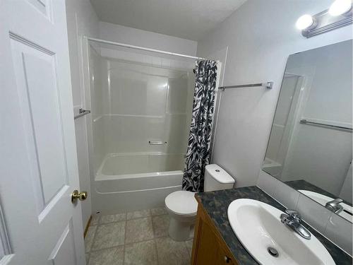 84 Upland Street, Brooks, AB - Indoor Photo Showing Bathroom