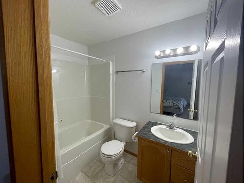 84 Upland Street, Brooks, AB - Indoor Photo Showing Bathroom