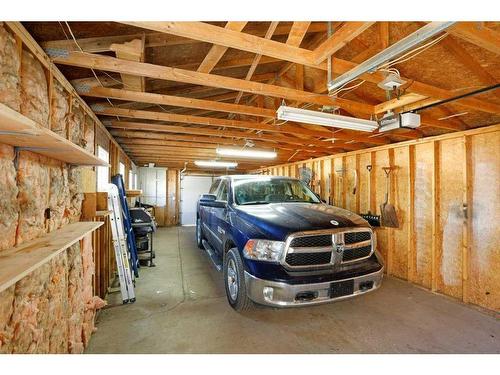 16 Chinook Crescent West, Brooks, AB - Indoor Photo Showing Garage