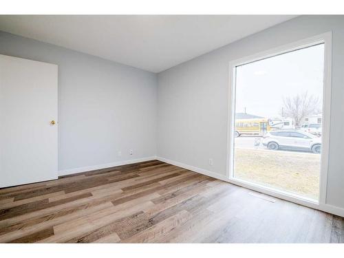 14 Spruce Drive, Drumheller, AB - Indoor Photo Showing Other Room