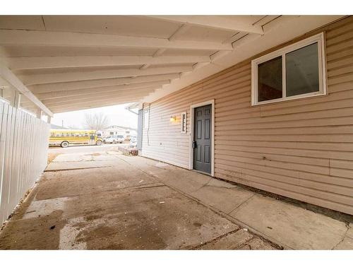 14 Spruce Drive, Drumheller, AB - Indoor Photo Showing Other Room