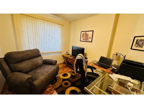 606 2 Avenue, Drumheller, AB - Indoor