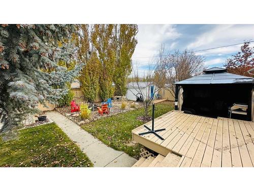 606 2 Avenue, Drumheller, AB - Outdoor With Deck Patio Veranda