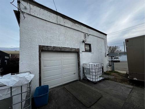 402 Caradoc Ave, Carbon, AB 