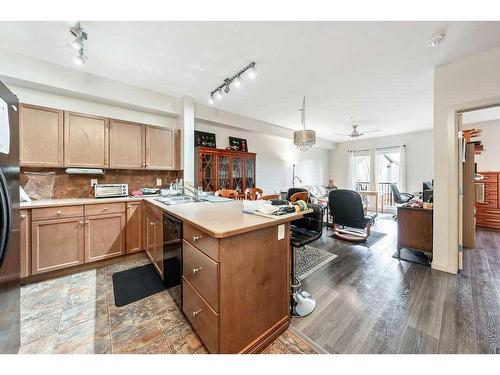 209-52 Cranfield Link Se, Calgary, AB - Indoor Photo Showing Kitchen