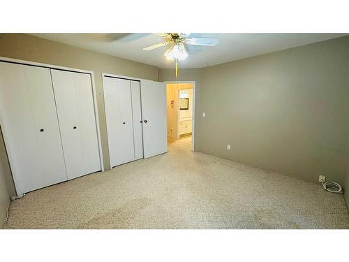 14-830 Birchwood Close, Drumheller, AB - Indoor Photo Showing Other Room