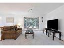 204 2 Avenue East, Hanna, AB  - Indoor Photo Showing Living Room 