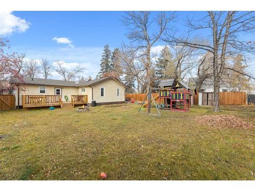 4609 47 Avenue, Olds, AB - Outdoor With Backyard