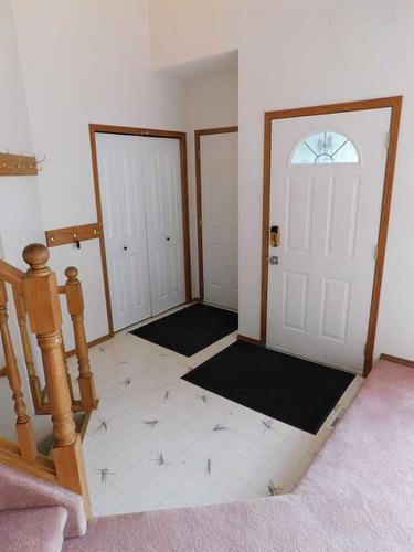 48 Kellington Close, Brooks, AB - Indoor Photo Showing Other Room