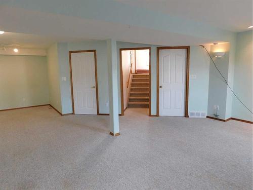 48 Kellington Close, Brooks, AB - Indoor Photo Showing Other Room