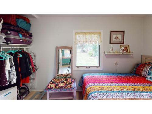 322 4 Avenue, Bassano, AB - Indoor Photo Showing Bedroom