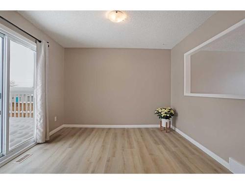 12 Ash Street, Brooks, AB - Indoor Photo Showing Other Room