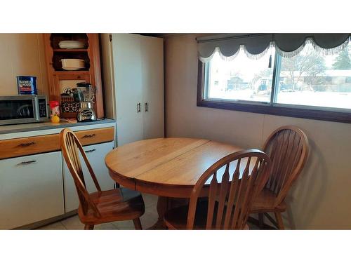 48 1 Street East, Drumheller, AB - Indoor Photo Showing Dining Room