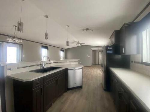 135023 Twp 174 Road, Tilley, AB - Indoor Photo Showing Kitchen With Double Sink