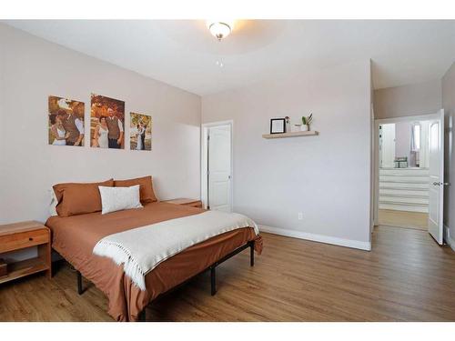 355 Lake Stafford Drive East, Brooks, AB - Indoor Photo Showing Bedroom