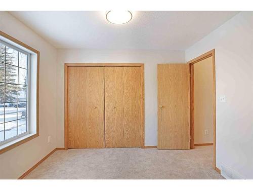 27 Pine Avenue West, Brooks, AB - Indoor Photo Showing Other Room