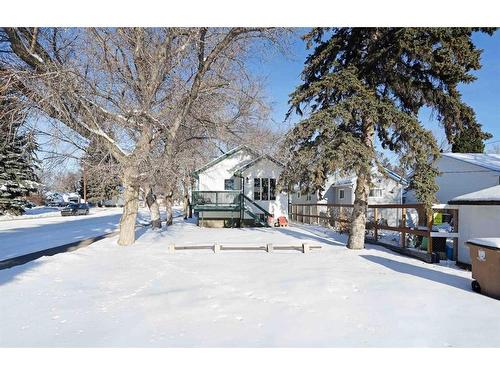 27 Pine Avenue West, Brooks, AB - Outdoor