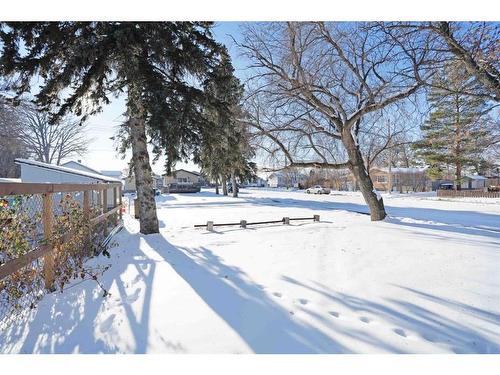 27 Pine Avenue West, Brooks, AB - Outdoor With View