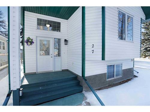 27 Pine Avenue West, Brooks, AB - Outdoor