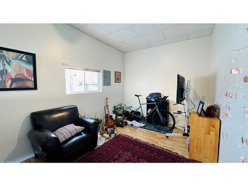 114 Main Street, Morrin, AB - Indoor