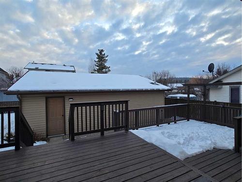 221 10 Avenue Ne, Sundre, AB - Outdoor With Deck Patio Veranda