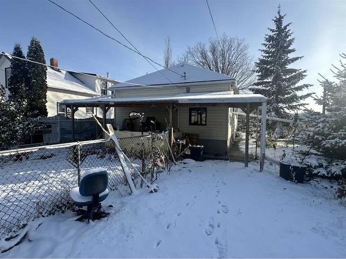 112 4 Avenue West, Hanna, AB - Outdoor