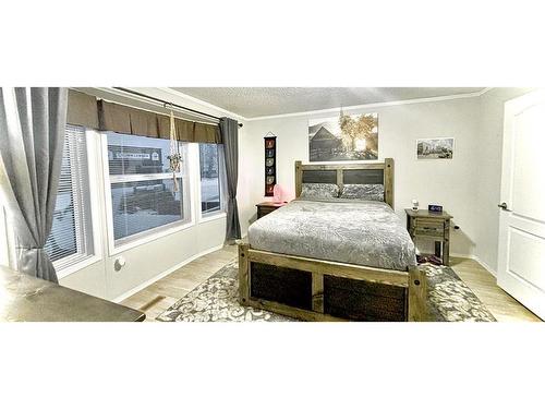 105 1St Avenue West, Delia, AB - Indoor Photo Showing Bedroom