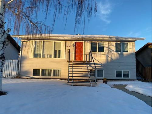 1430 4 Ave Nw, Drumheller, AB - Outdoor