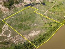 4;18;27;21;N Lot 6 & 10  Drumheller, AB T0J 0Y0