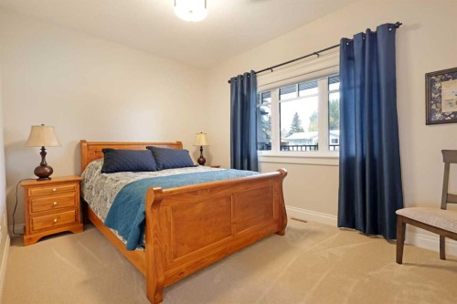 911 2 Avenue West, Brooks, AB - Indoor Photo Showing Bedroom
