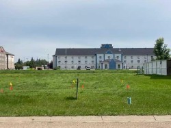 140 Upland Avenue  Brooks, AB T1R 1N1