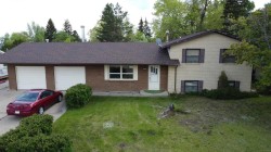 607 7 Avenue WEST Hanna, AB T0J 1P0