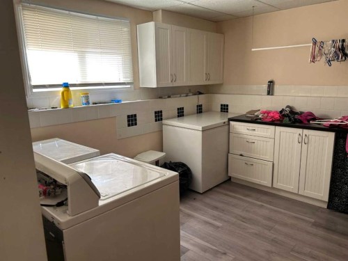 3 Upland Road, Brooks, AB - Indoor Photo Showing Laundry Room