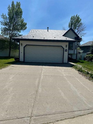 3 Upland Road  Brooks, AB T1R 0P8