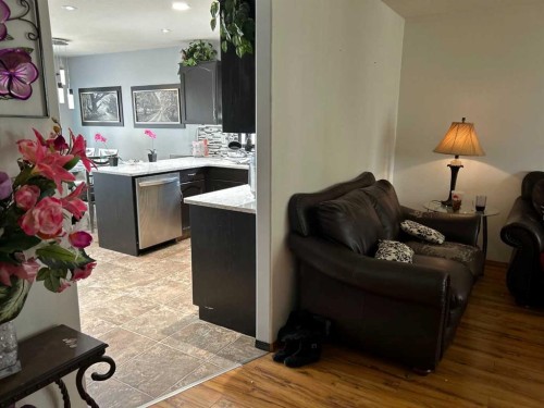 3 Upland Road, Brooks, AB - Indoor