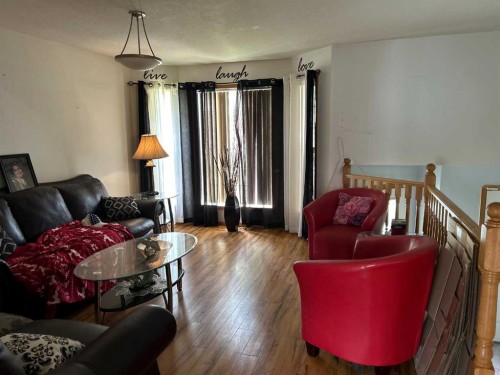 3 Upland Road, Brooks, AB - Indoor Photo Showing Living Room
