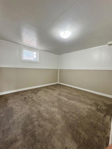 45 3 Avenue, Tilley, AB - Indoor